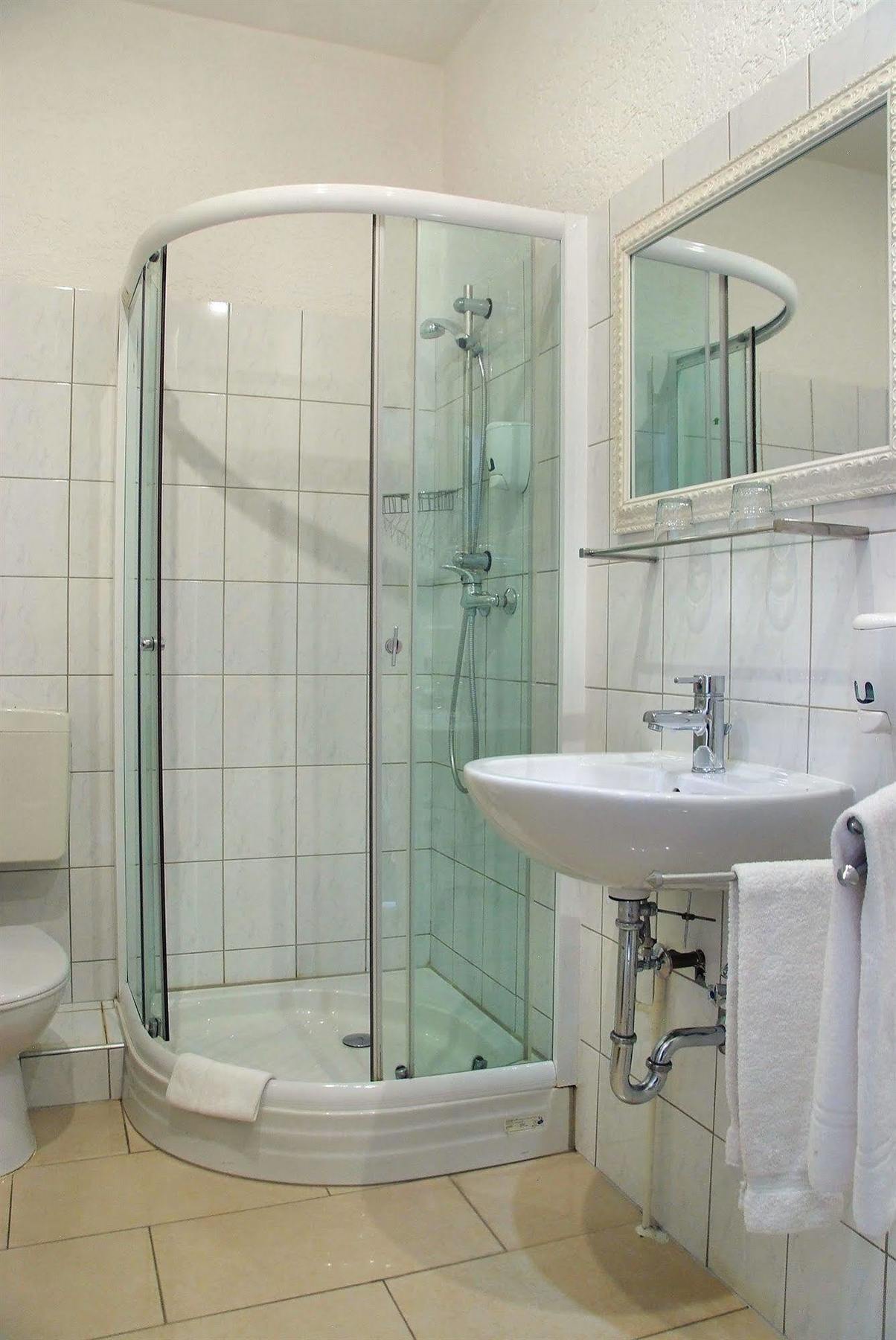 Hotel Monopol Гельзенкирхен Экстерьер фото